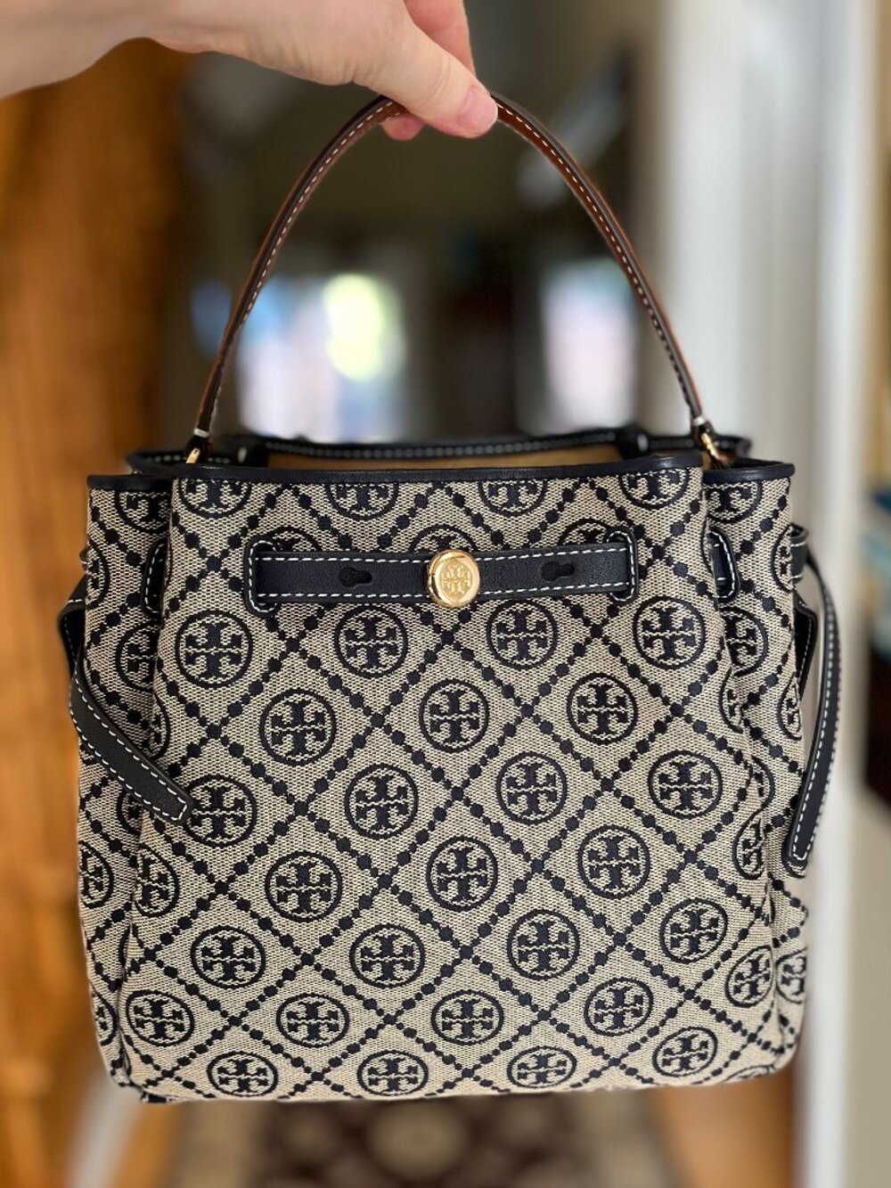 Tory Burch T Monogram Romy Bucket Bag, Navy - Authentic
